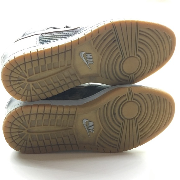 SOLD - Picture 5 of 6